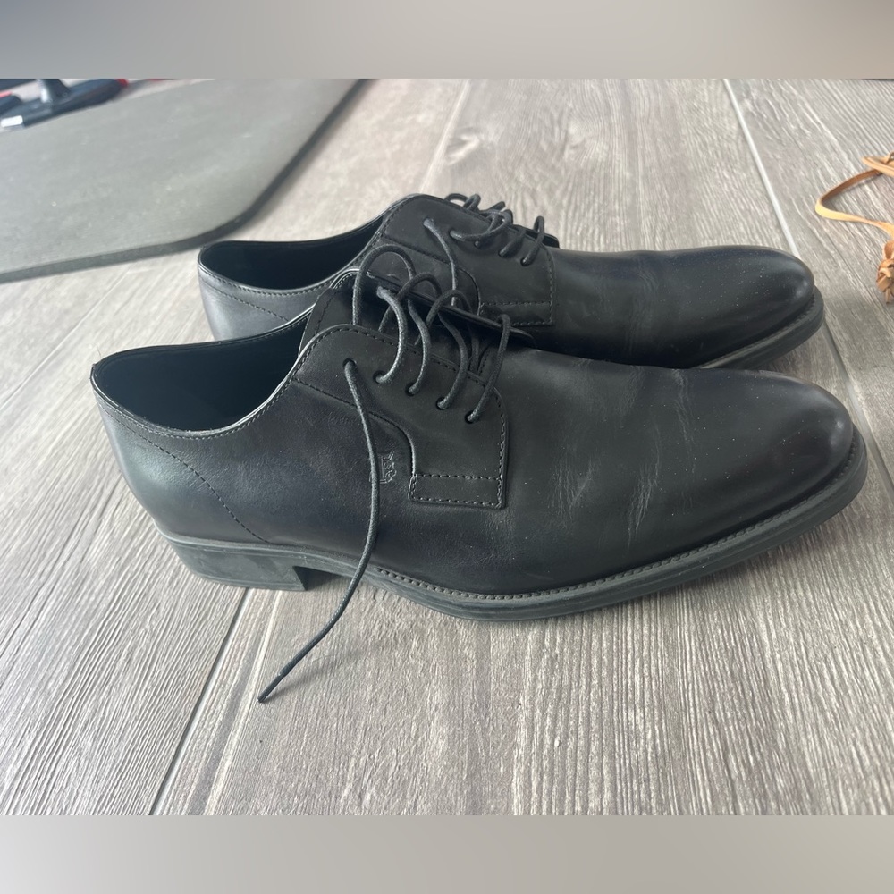 Tod’s leather lace ups